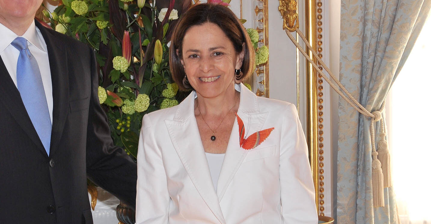 S.E.Mme Pilar Armanet, Ambassadeur du Chili en France